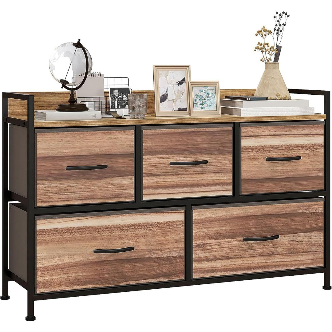 Commode moderne en chene et MDF